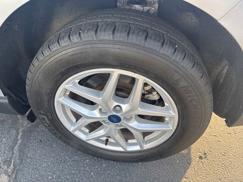 Used 2022 Ford Edge SEL w/ Class II Trailer Tow Package image 11