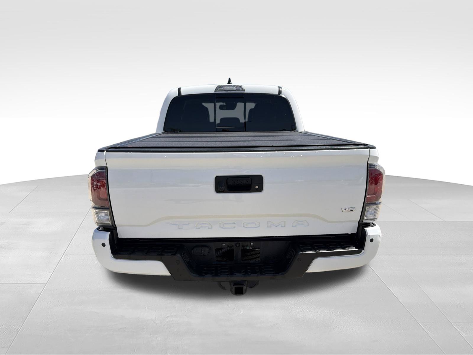 Used 2021 Toyota Tacoma Limited RWD image 6