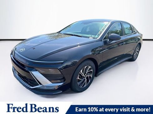 New 2026 Hyundai Sonata Blue FWD image 3