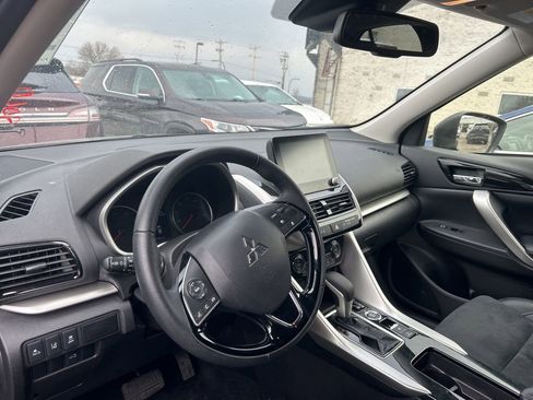 Used 2025 Mitsubishi Eclipse Cross SE image 10