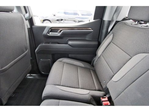 Used 2025 Chevrolet Silverado 1500 LT image 12
