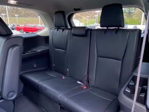 Used 2026 Toyota Grand Highlander AWD image 22