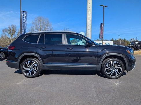 Used 2022 Volkswagen Atlas SEL image 3