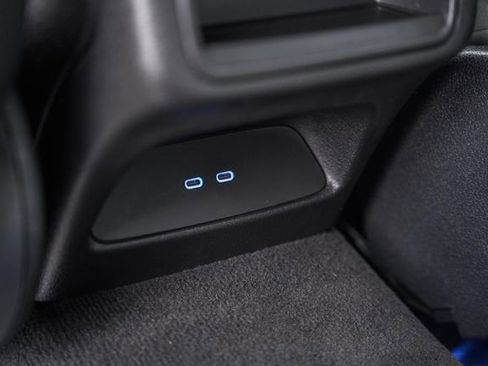 Certified 2025 Mercedes-Benz GLC 300 4MATIC image 35