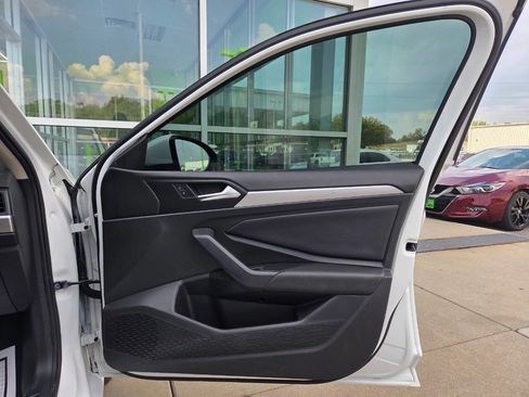 Used 2020 Volkswagen Jetta S image 22