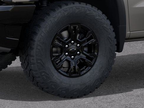 New 2026 Chevrolet Silverado 1500 ZR2 w/ Dark Appearance Package image 9