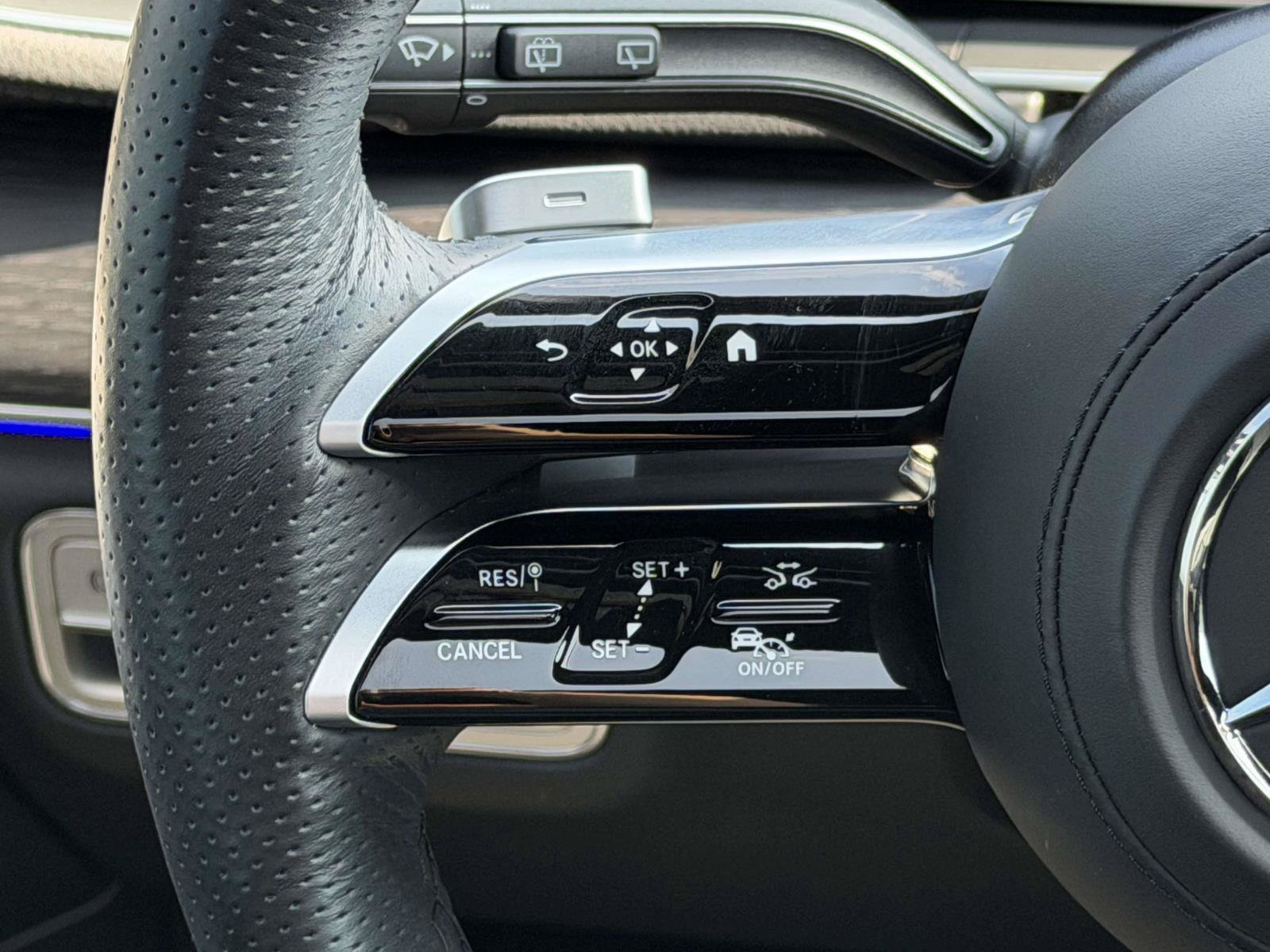 Used 2024 Mercedes-Benz GLS 450 4MATIC image 19
