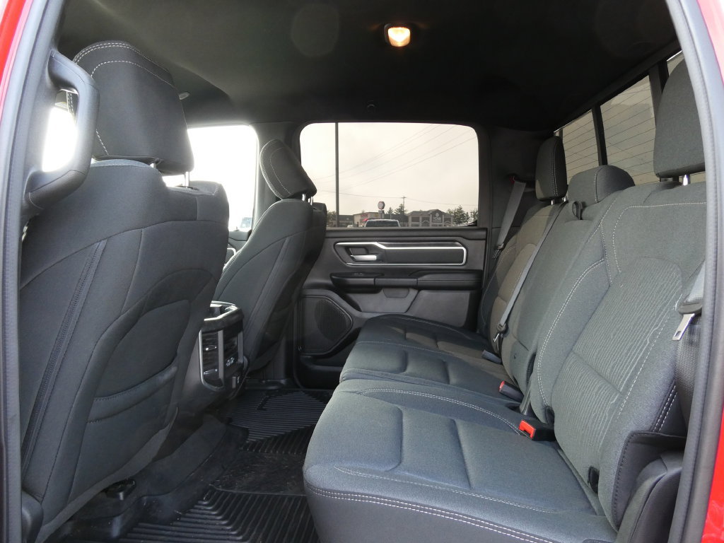 Used 2022 RAM 1500 Big Horn AWD/4WD image 17