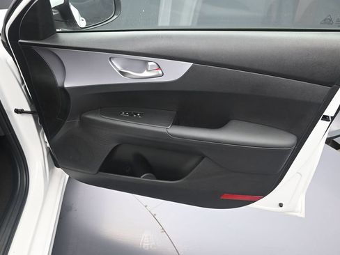 Certified 2024 Kia Forte LXS FWD image 32