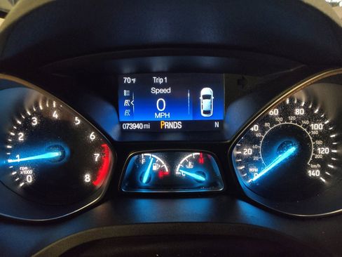 Used 2019 Ford Escape Titanium AWD/4WD image 23