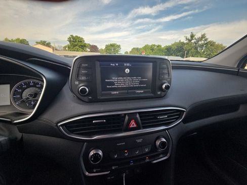 Used 2019 Hyundai Santa Fe SE AWD/4WD image 6