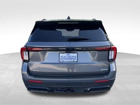Used 2025 Ford Explorer ST-Line AWD/4WD image 5