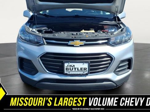 Used 2019 Chevrolet Trax LS w/ Tint and Cruise Package image 25