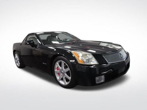 Used 2006 Cadillac XLR image 8