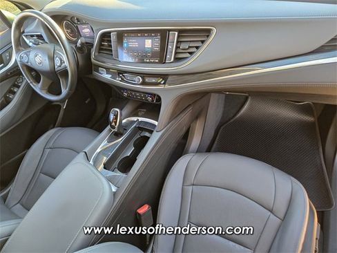 Used 2020 Buick Enclave Premium w/ Sun and Sites Package image 19