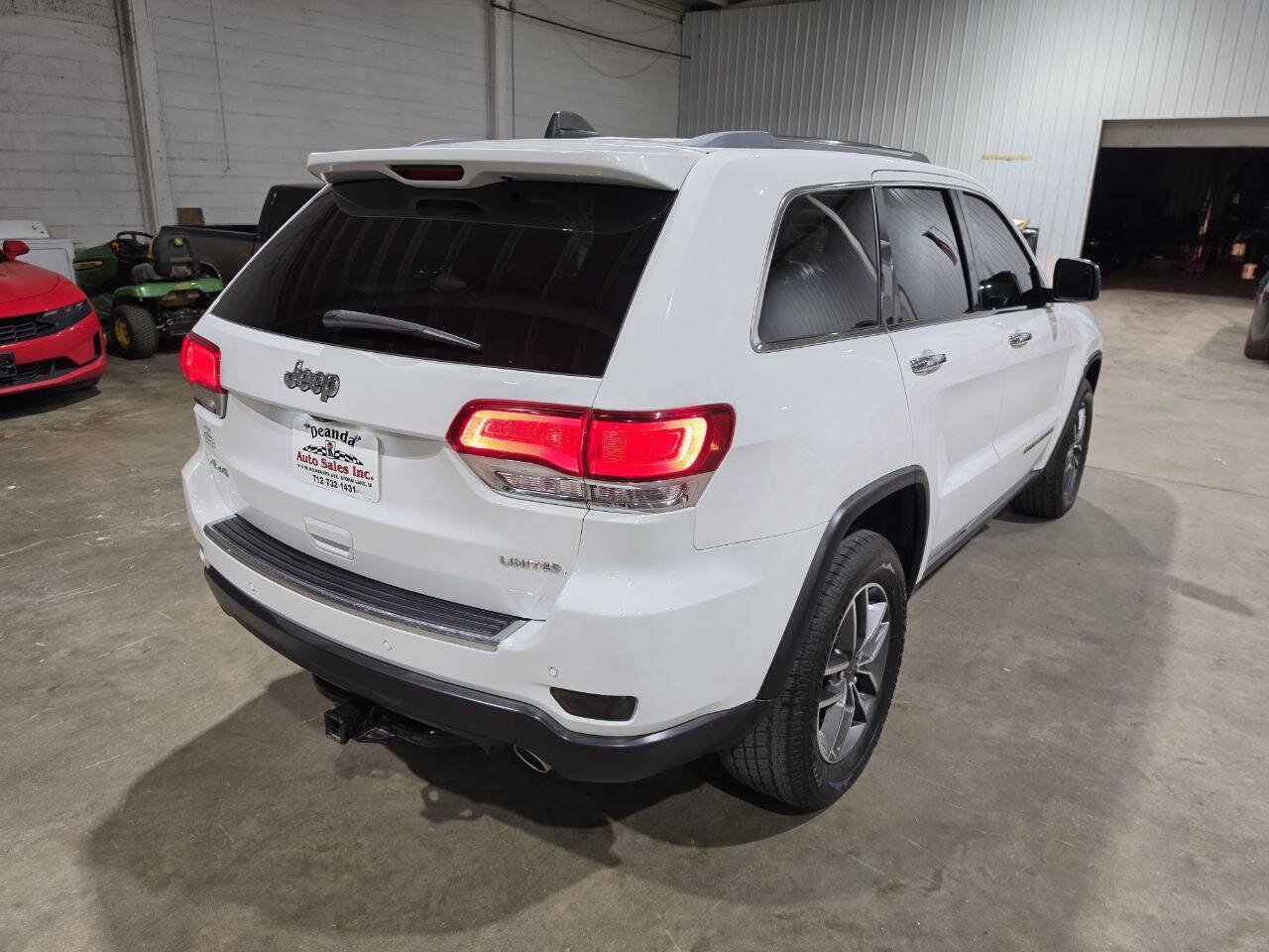 Used 2020 Jeep Grand Cherokee Limited w/ Luxury Group II AWD/4WD image 11