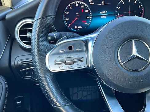 Used 2022 Mercedes-Benz GLC 300 image 23