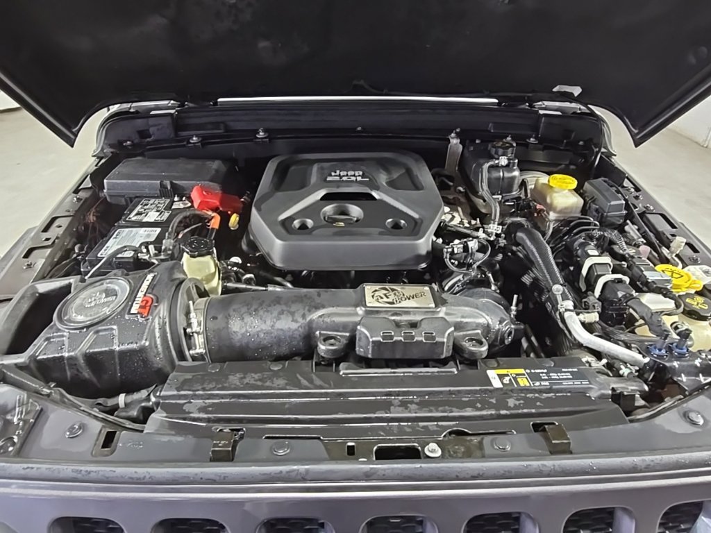 Used 2018 Jeep Wrangler Unlimited Sport AWD/4WD image 10