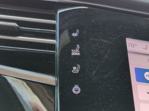 Used 2022 Jeep Wagoneer Series III w/ Premium Group I RWD image 25