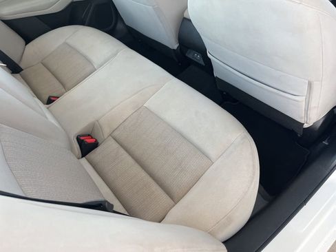 Used 2024 Nissan Altima 2.5 SV FWD image 25