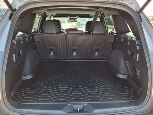 New 2026 Subaru Outback Limited AWD/4WD image 9