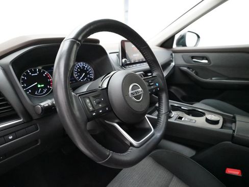 Used 2021 Nissan Rogue SV AWD/4WD image 8