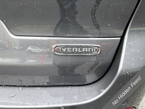 Used 2023 Jeep Grand Cherokee L Overland AWD/4WD image 8
