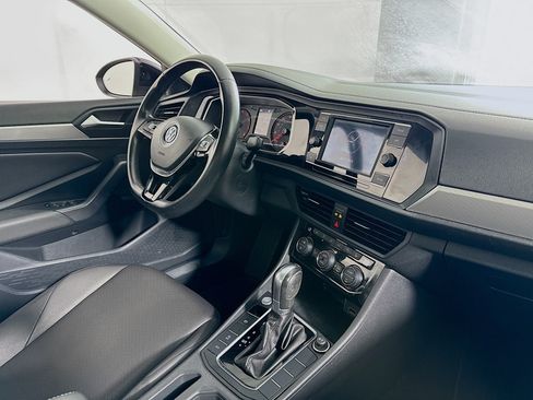 Used 2019 Volkswagen Jetta SE FWD image 26