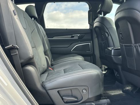 Used 2025 Kia Telluride SX X-Line AWD/4WD image 15