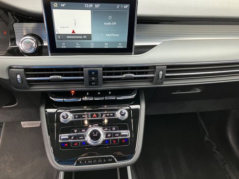 Used 2022 Lincoln Corsair Reserve w/ Equipment Group 201A image 12