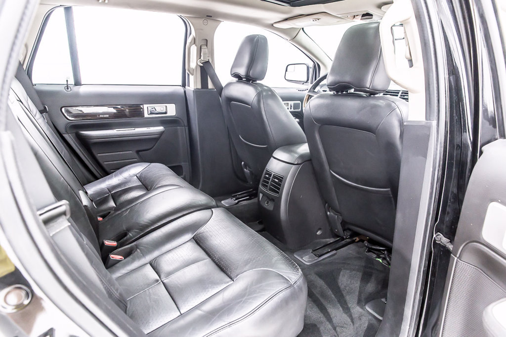 Used 2010 Lincoln MKX AWD image 29