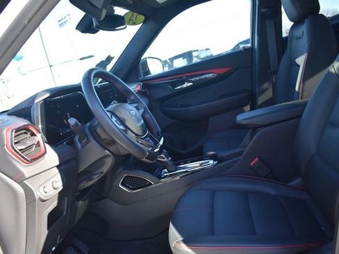 Certified 2024 Chevrolet TrailBlazer RS w/ Convenience Package image 25