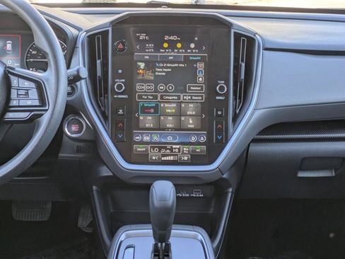 Used 2024 Subaru Crosstrek 2.0i Premium image 10