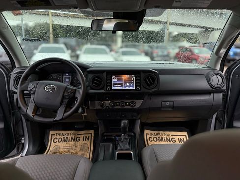 Used 2020 Toyota Tacoma SR image 17