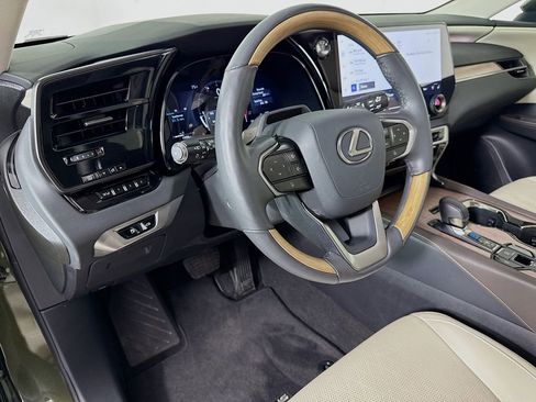 Used 2025 Lexus RX 350 Premium Plus w/ Convenience Package image 9