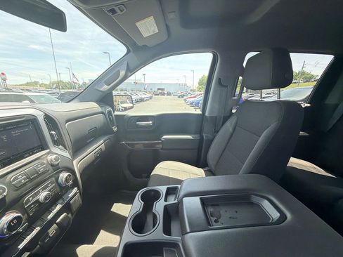 Used 2021 GMC Sierra 1500 SLE w/ X31 Off-Road Package AWD/4WD image 11
