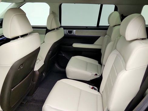 Used 2024 Hyundai Santa Fe Calligraphy FWD image 22