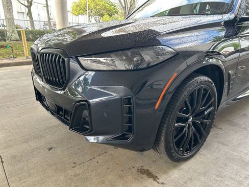 Used 2024 BMW X5 sDrive40i w/ M Sport Package image 14