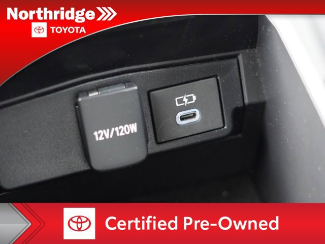 Certified 2026 Toyota Corolla Cross LE FWD image 33