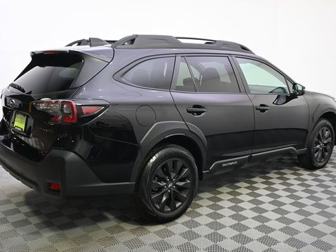 Used 2024 Subaru Outback Onyx Edition AWD/4WD image 7