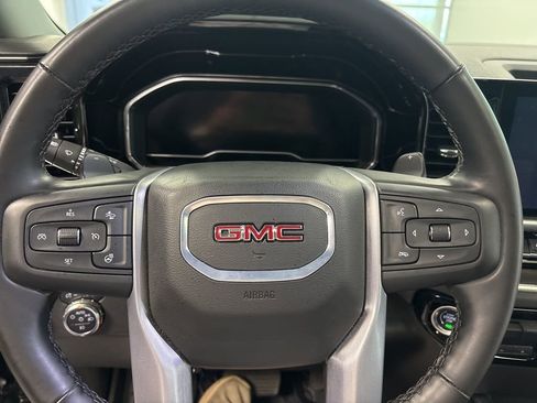 Used 2025 GMC Sierra 1500 SLT w/ SLT Premium Plus Package image 19