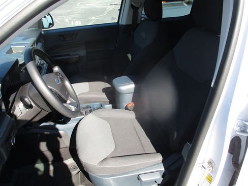 Used 2024 Ford Maverick XL image 14