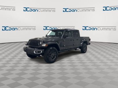 New 2026 Jeep Gladiator Sport