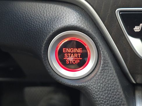 Used 2018 Honda Accord EX-L image 21