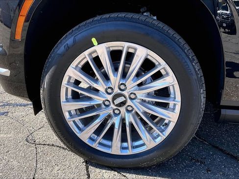 New 2026 Cadillac Escalade ESV Luxury image 13