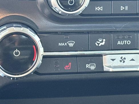 Certified 2022 Ford F150 XLT w/ Equipment Group 302A High image 16