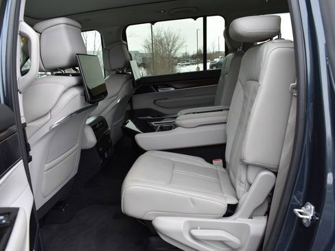 Used 2023 Jeep Grand Wagoneer 4WD w/ Rear Seat Video Group 1 image 33