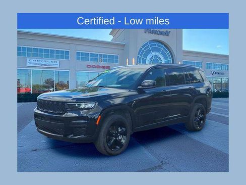 Certified 2024 Jeep Grand Cherokee L Laredo AWD/4WD image 1