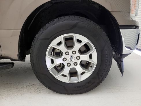 Used 2020 Ford F150 XLT w/ Equipment Group 302A Luxury image 19