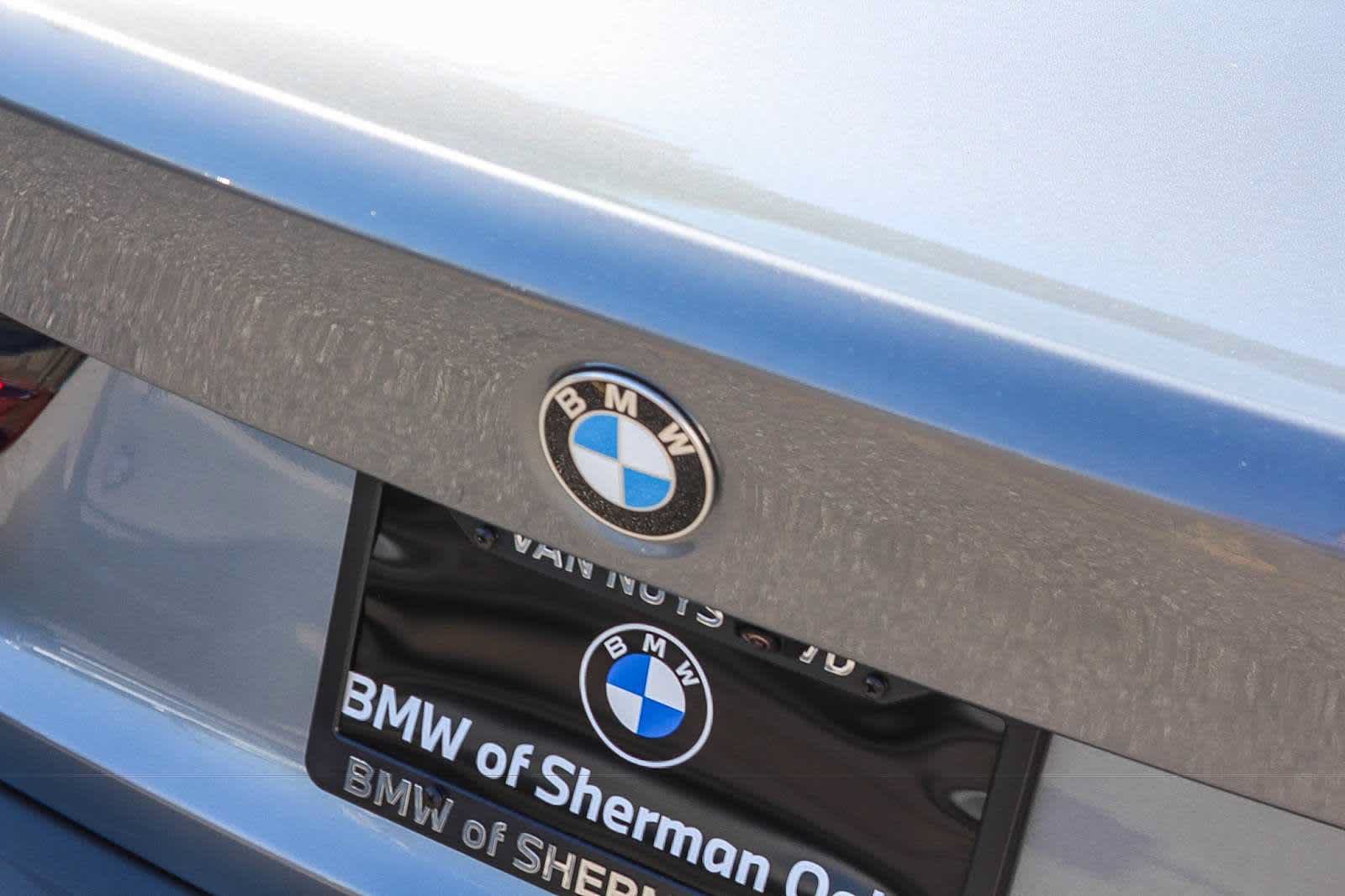 Used 2026 BMW 330i Sedan w/ Convenience Package RWD image 15